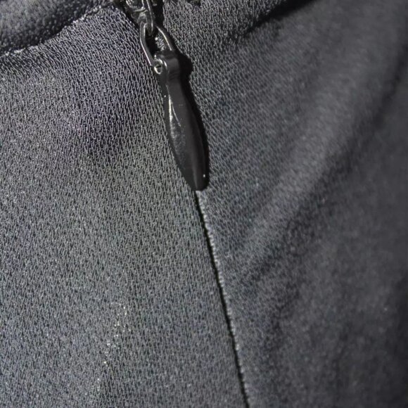 Mirae Womens Off Shoulder Cutout Colorblock Slit Midi Dress Cream Black Size 36 - Picture 2 of 3